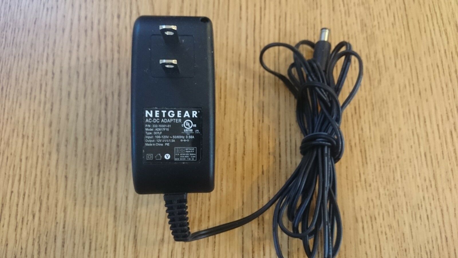 New Netgear AD817F10 12V 1.5A 332-10301-01 AC-DC Adapter / Power Supply